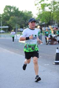 BIB: 495
                            <button type="button" onclick="openModal(3634825)" class="btn btn-primary btn-sm float-right btn-popup" data-toggle="modal" data-target=".modal-high-quality">
                        <i class="fas fa-shopping-cart"></i> Add to Cart
                    </button>
                                            <button type="button" onclick="isThisMe(3634825, true)" class="btn btn-success btn-sm float-right btn-popup btn-isme hidden" data-toggle="tooltip" data-placement="bottom" title="นี่คือรูปของคุณใช่ไหม คลิกที่นี่เพื่อเอาเข้าอัลบั้ม">
                        <i class="fas fa-plus"></i> Add to album
                    </button>
                    <button type="button" onclick="isThisMe(3634825, false)" class="btn btn-warning btn-sm float-right btn-popup btn-isnotme hidden">
                        <i class="fas fa-ban"></i> Remove from album
                    </button>